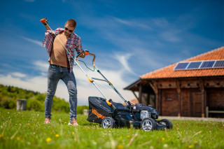 KOSILNICA BENCINSKA FALCON 4010B 062629 Villager 