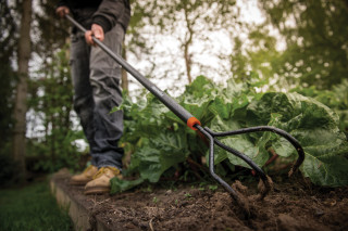 Kultivator Solid 155cm 3 rog. 1016034 Fiskars