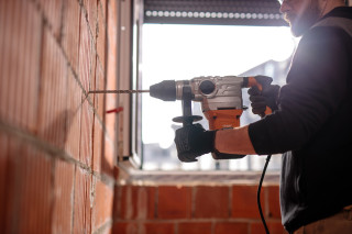 Vrtalnik-kladivo VLN 1506 Villager 