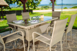 Stol vrtni Bay ratan siv 