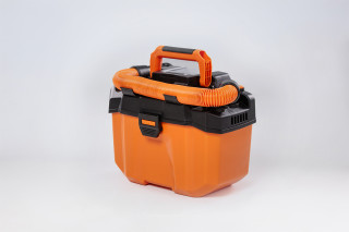 Sesalec Fuse VVC 1020B
