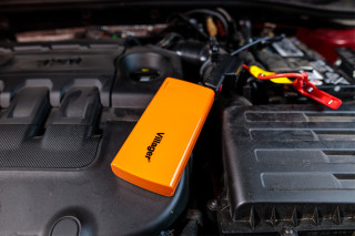 Zagnjalnik akum. Jump starter VJS 3500