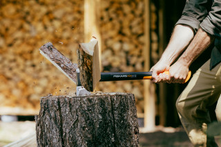 SEKIRA CEPILKA X24 M 1069106 Fiskars 