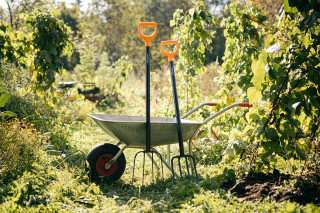VILE ZA KOMPOST SOLID 1070674 Fiskars