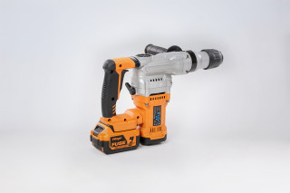 VRTALNIK-KLADIVO FUSE VLP 0420  084642 Villager 