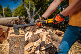 Sekira Cepilka 1570g 