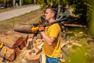 Sekira Tesarska 950g 