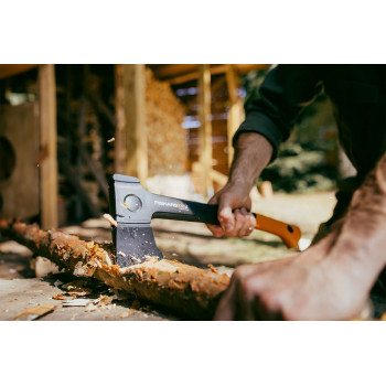 SEKIRA HIŠNA X18 S  1069103 Fiskars 