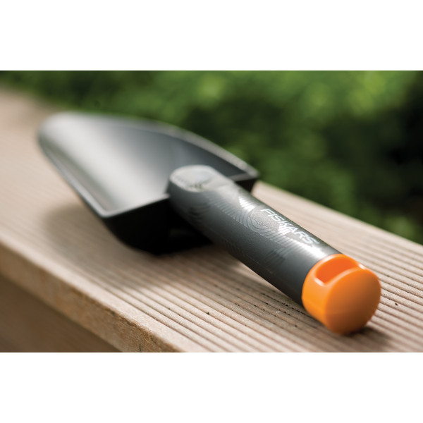 Lopatica vrtna 315mm Solid Fiskars