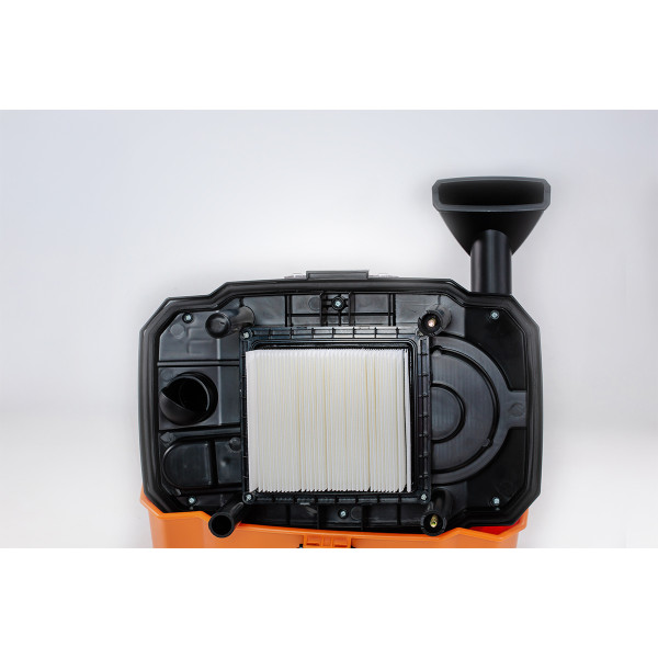 Sesalec Fuse VVC 1020B