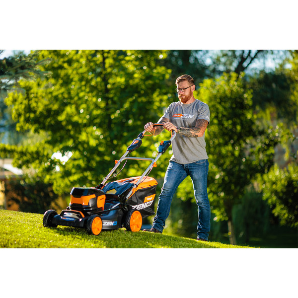 KOSILNICA AKUM.LM 4111E-Matic ZEN 082483 Villager 