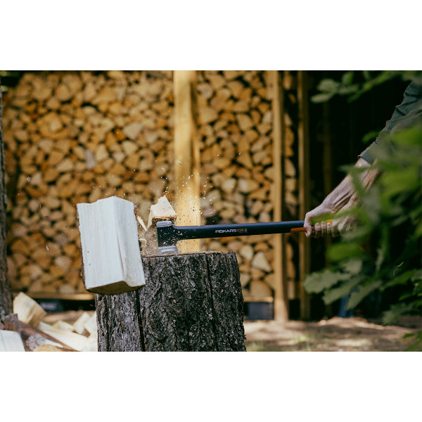 SEKIRA CEPILKA X28 M 1069107 Fiskars 