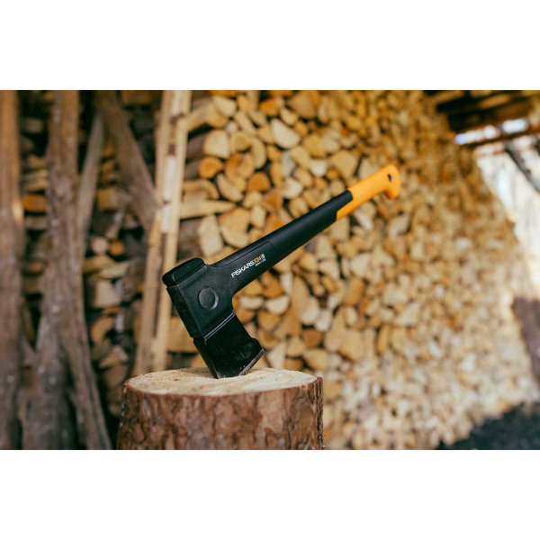 SEKIRA HIŠNA X24 M 1069104 Fiskars