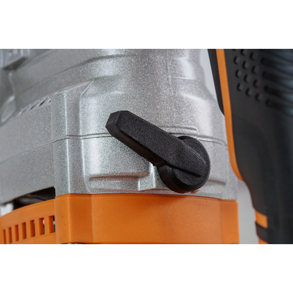 VRTALNIK-KLADIVO FUSE VLP 0420  084642 Villager 