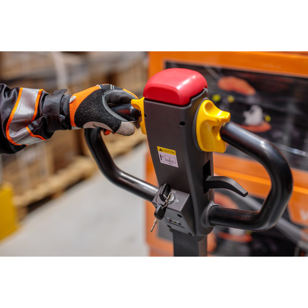 Viličar paletar akumulatorski VTP 1525 LiX 