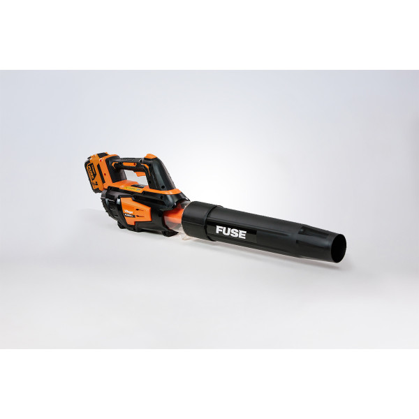 Puhalnik listja akum. FUSE VBV 2420 