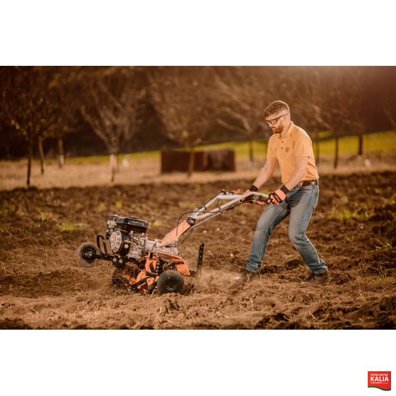Prekopalnik VTB 843 Prime Villager 