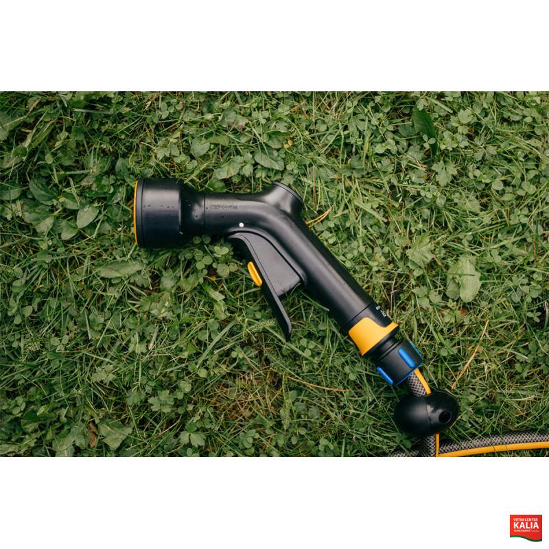 BRIZGALKA ZA VODO VEČFUNKCIJSKA 1070837 Fiskars 